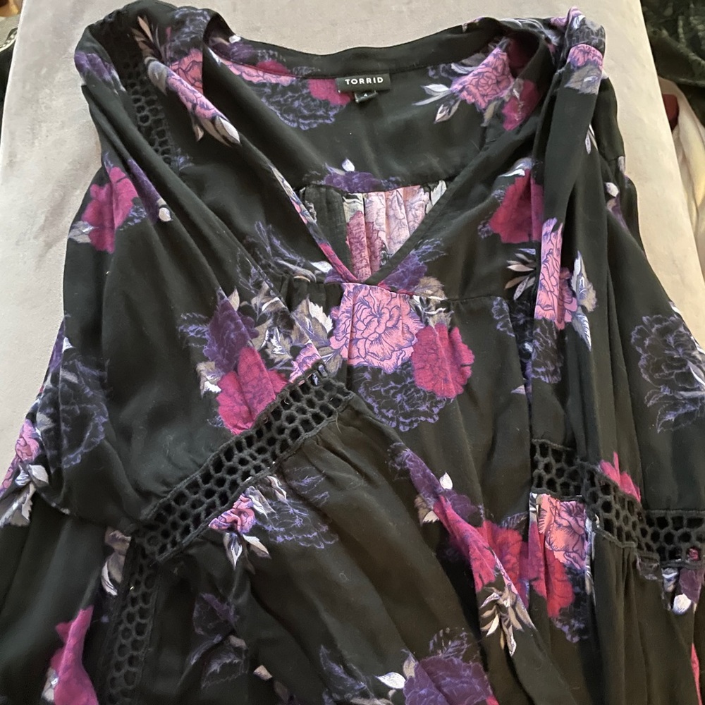 Torrid purple and black floral blouse